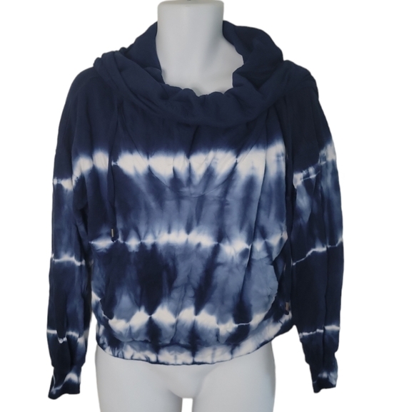 YOUNG Fabulous and Broke Boho Art Lounge Crop Tie Dye Hoodie - Women's - Picture 1 of 6
